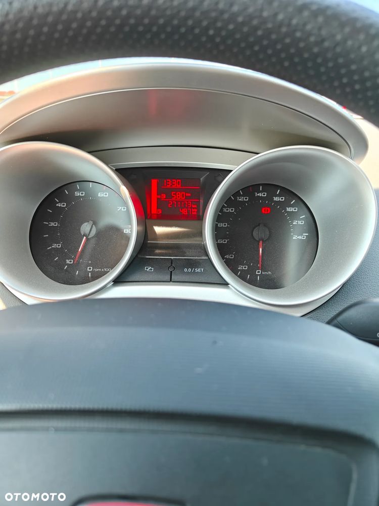 Seat Ibiza 1.4 16V Passion - 8