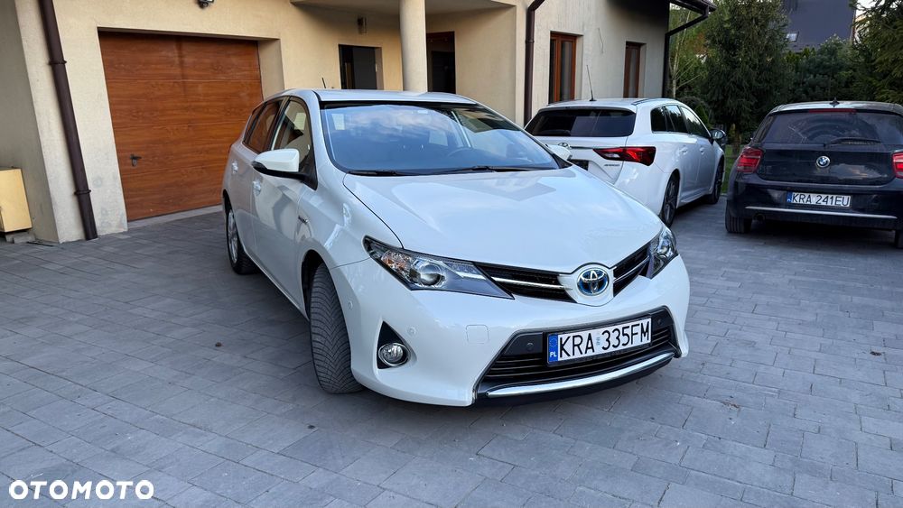 Toyota Auris 1.8 HSD Prestige - 11