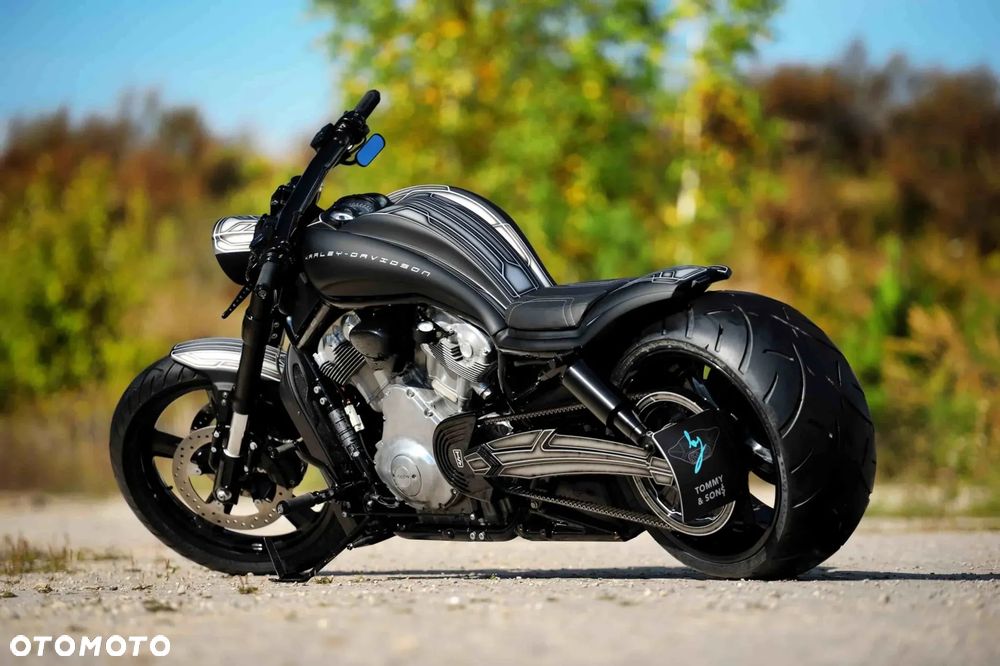 Harley-Davidson V-Rod Muscle - 13