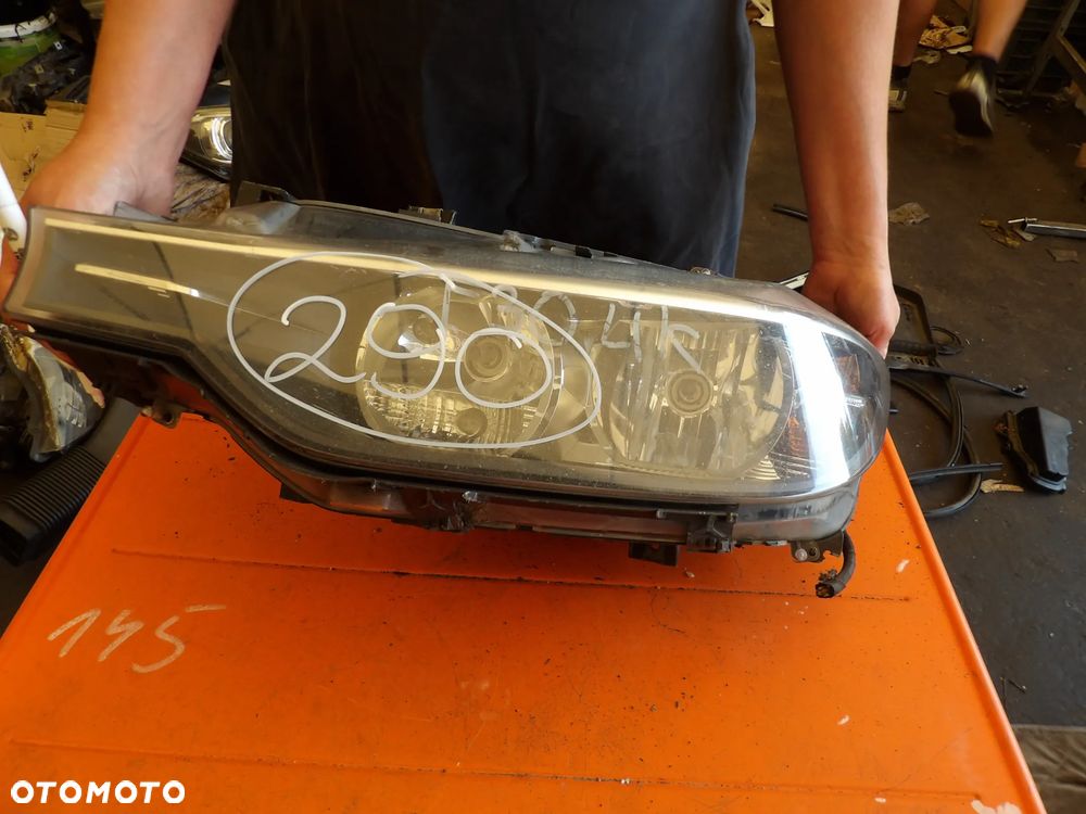 BMW - F30 - H7 - LEWA LAMPA PRZEDNIA - UK - 7259539 - 1