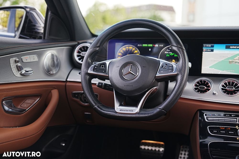 Mercedes-Benz E 350e 9G-TRONIC AMG Line - 34
