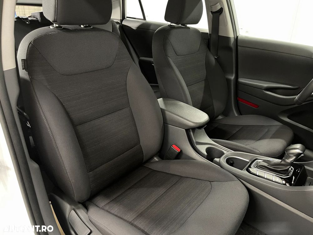 Hyundai IONIQ 1.6 GDI Style - 10