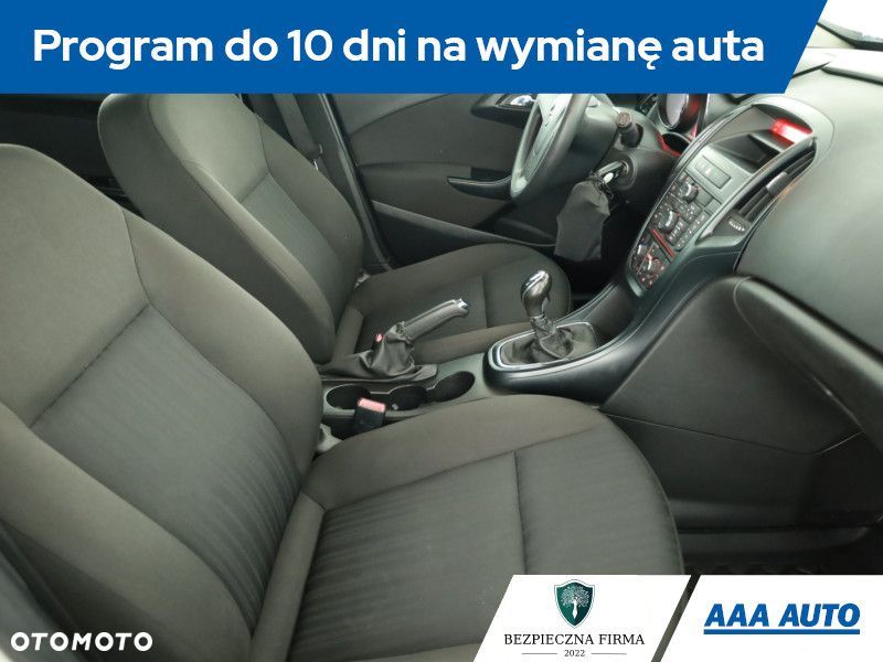 Opel Astra - 9