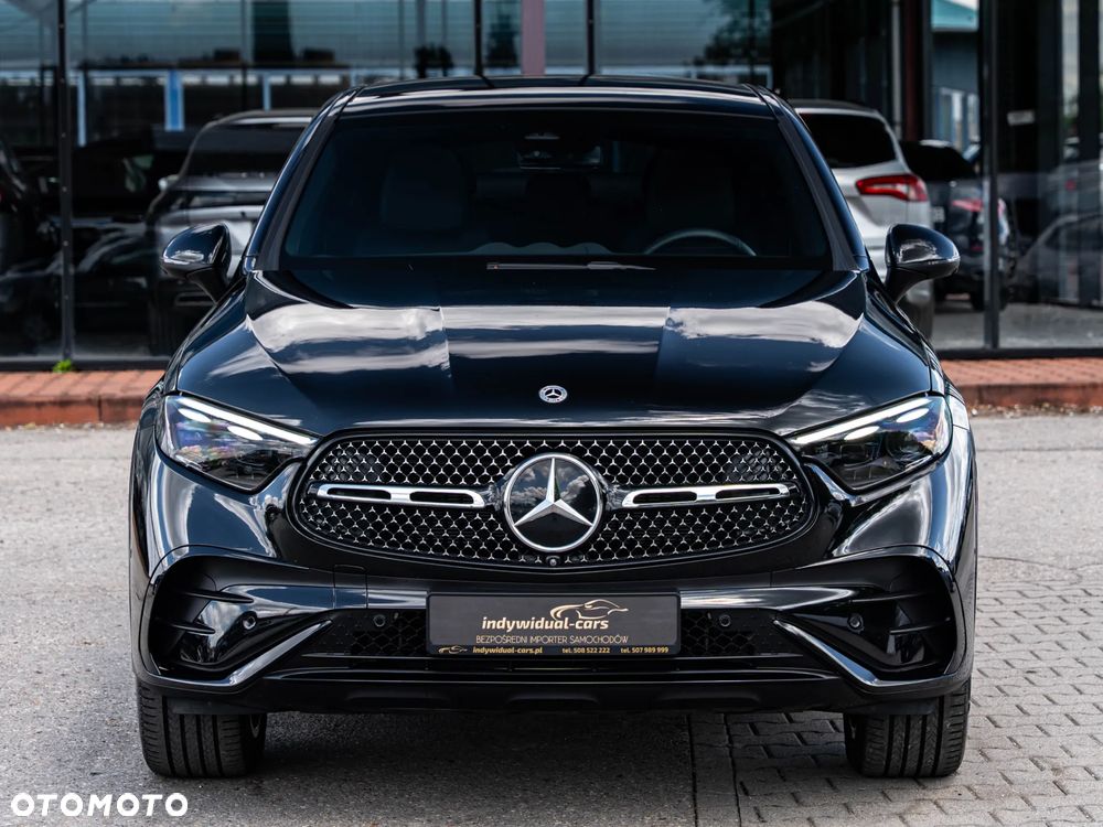 Mercedes-Benz GLC 300 e 4Matic 9G-TRONIC AMG Line - 15