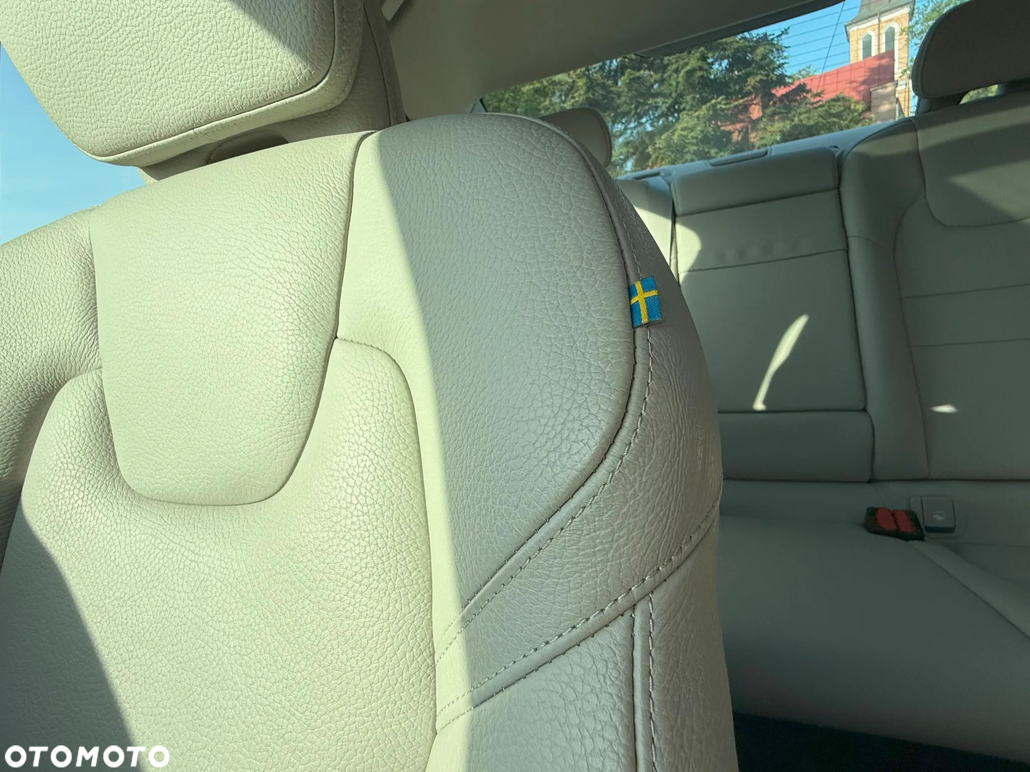 Volvo S60 T5 Momentum Pro - 14