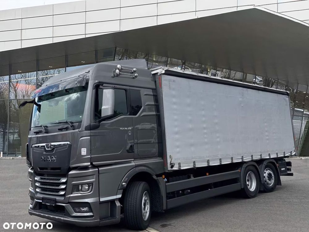 MAN TGX 18.430 XLX firana 7,40 - 1