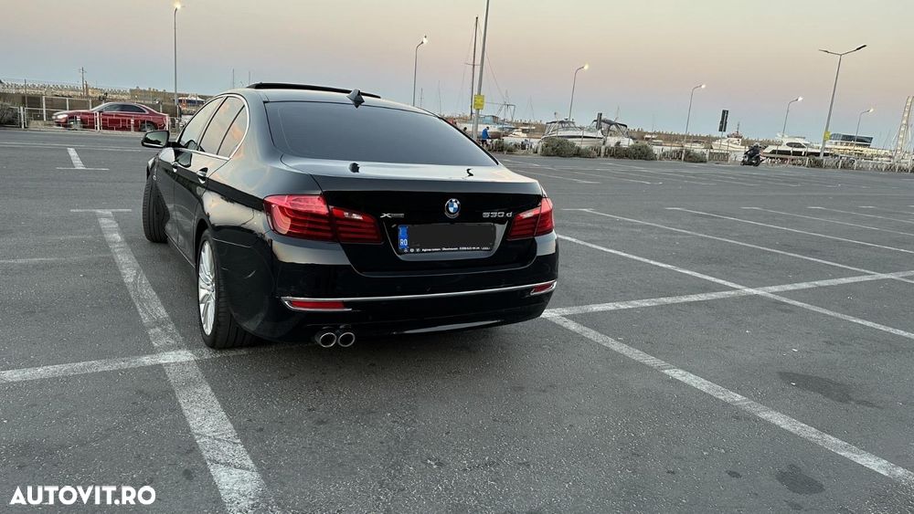 BMW Seria 5 530d xDrive - 3