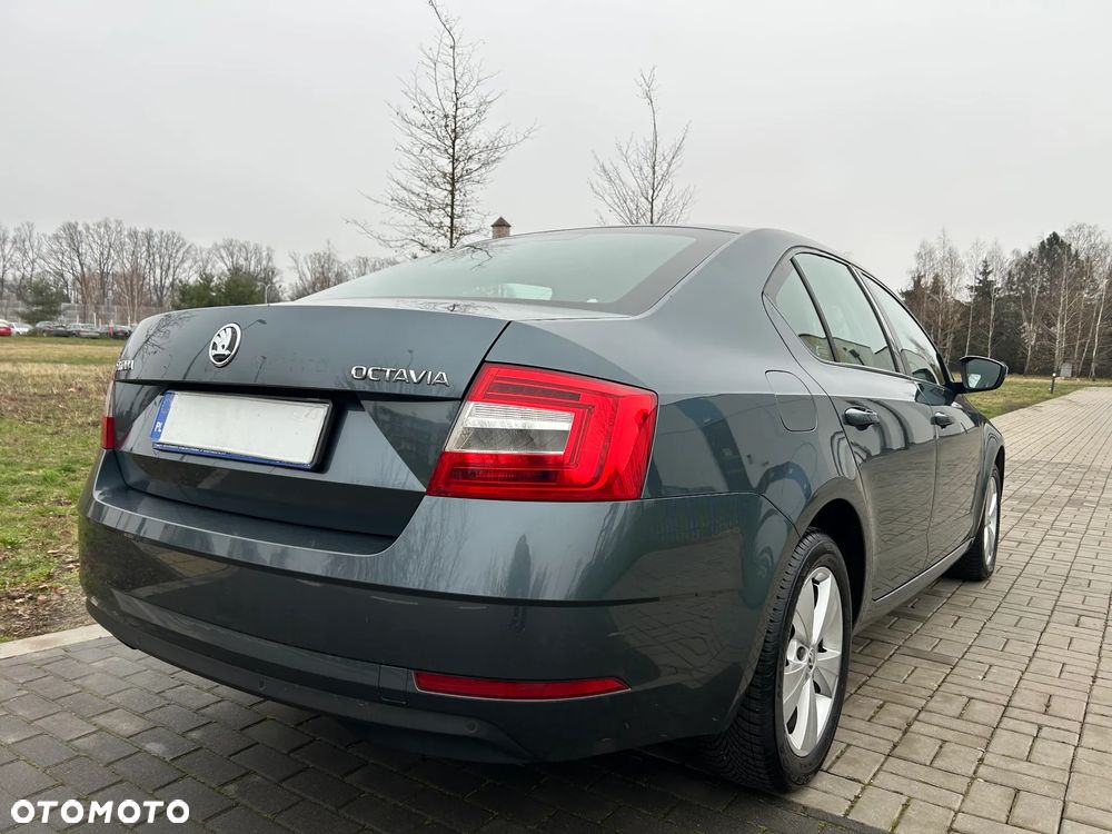 Skoda Octavia 1.4 TSI Ambition - 23