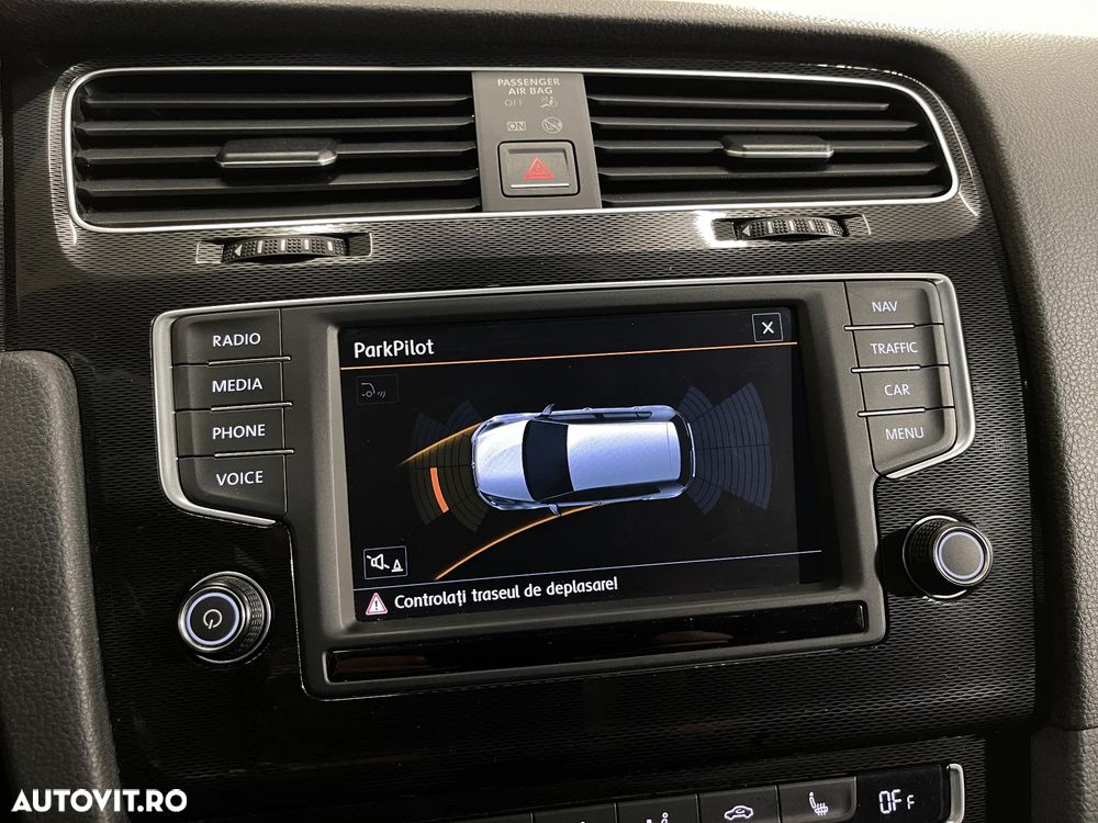 Volkswagen Golf GTD (BlueMotion Technology) - 15