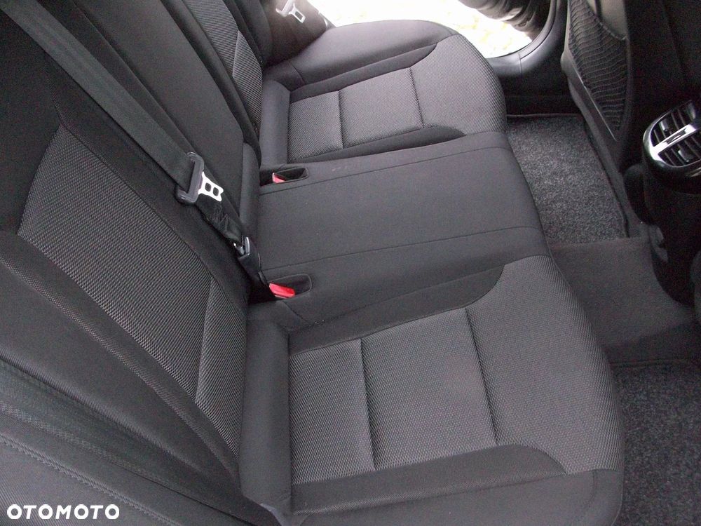 Hyundai i40 i40cw 1.7 CRDi Premium - 12