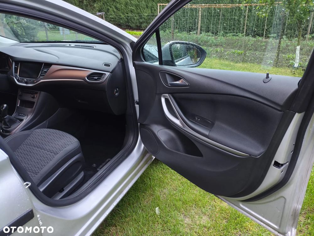 Opel Astra - 10