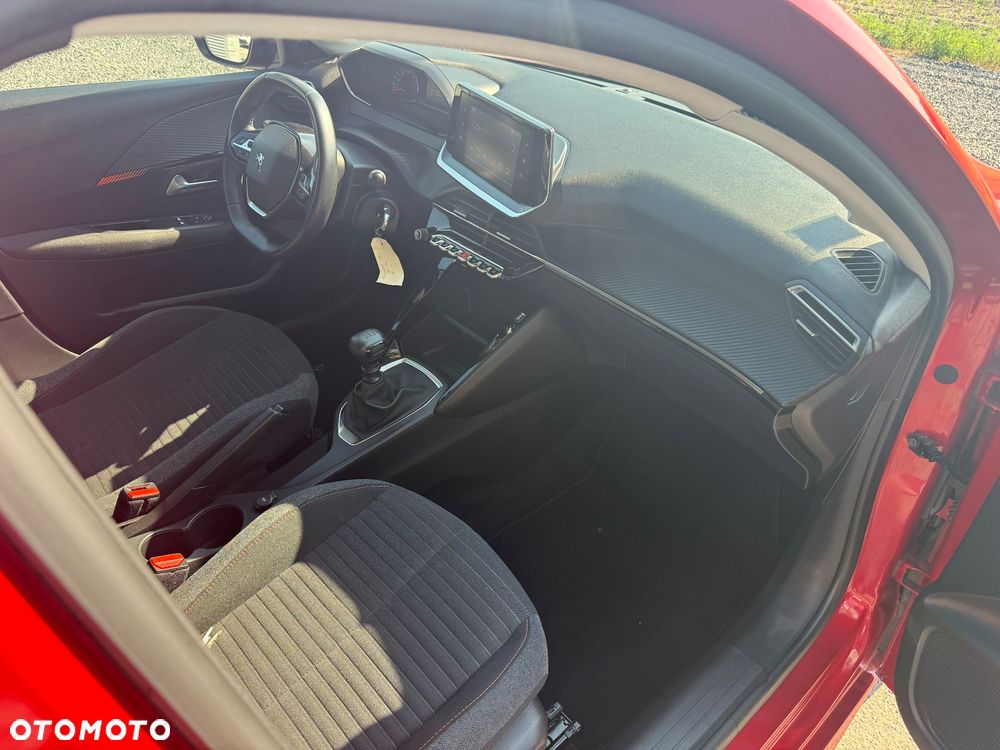 Peugeot 208 Benzin 100 Business - 4