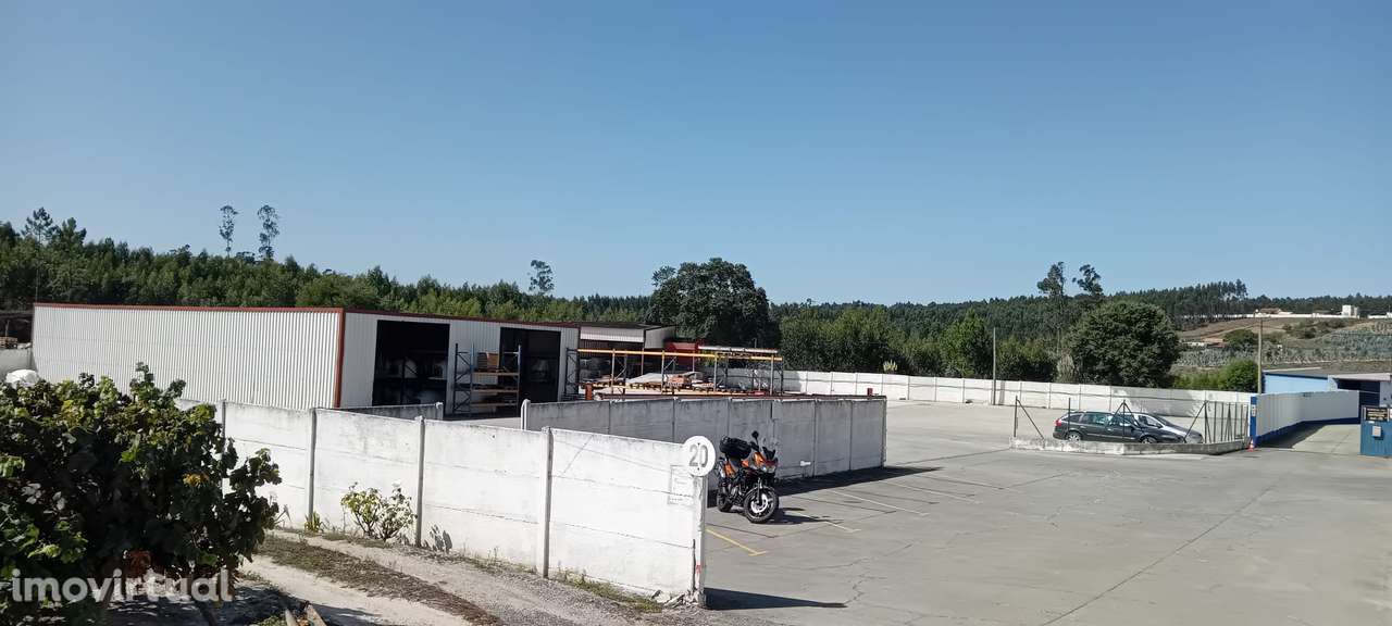 Terreno Industrial com Armazéns | Maxial e Monte Redondo - Grande imagem: 4/31
