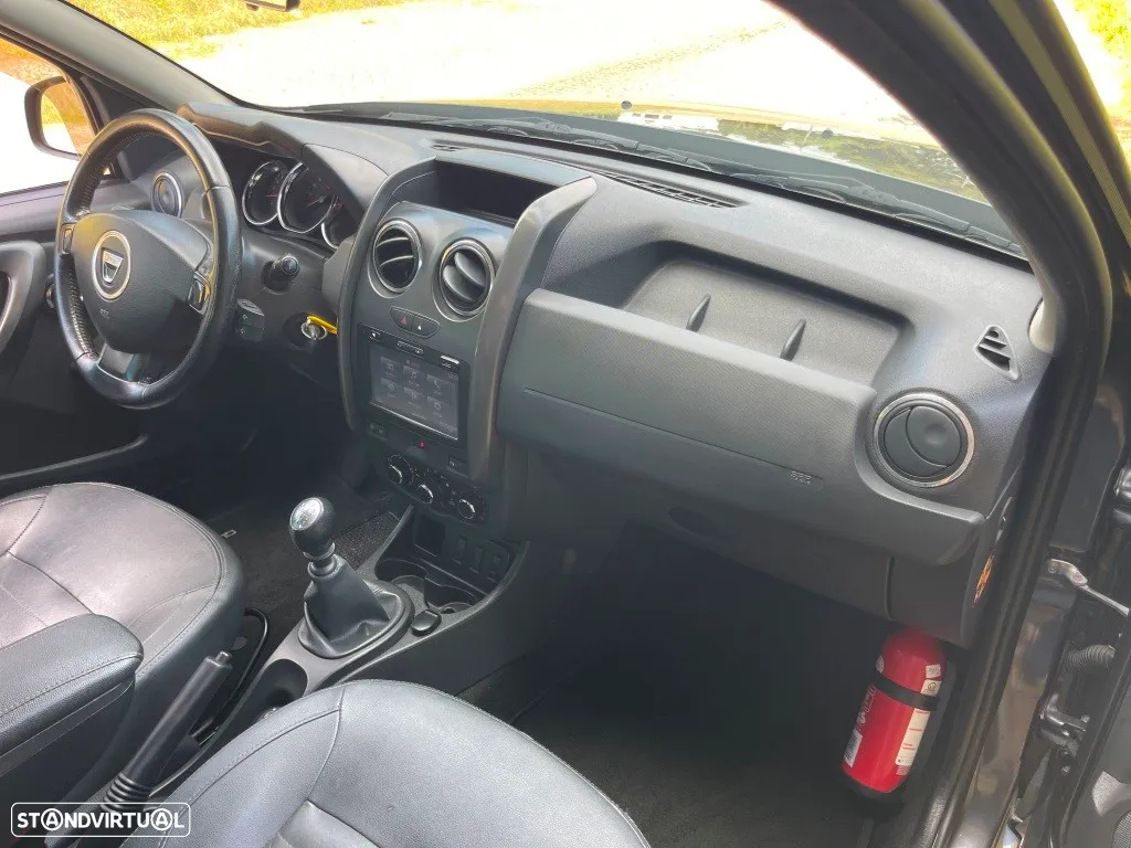 Dacia Duster 1.5 dCi SL Urban Explorer - 35