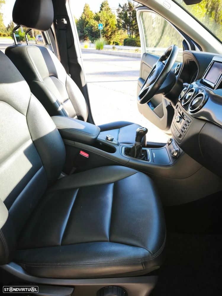 Mercedes-Benz B 200 CDi BlueEfficiency - 14