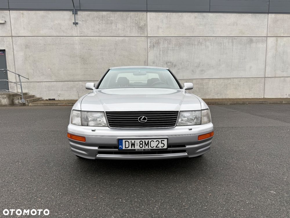 Lexus LS - 7