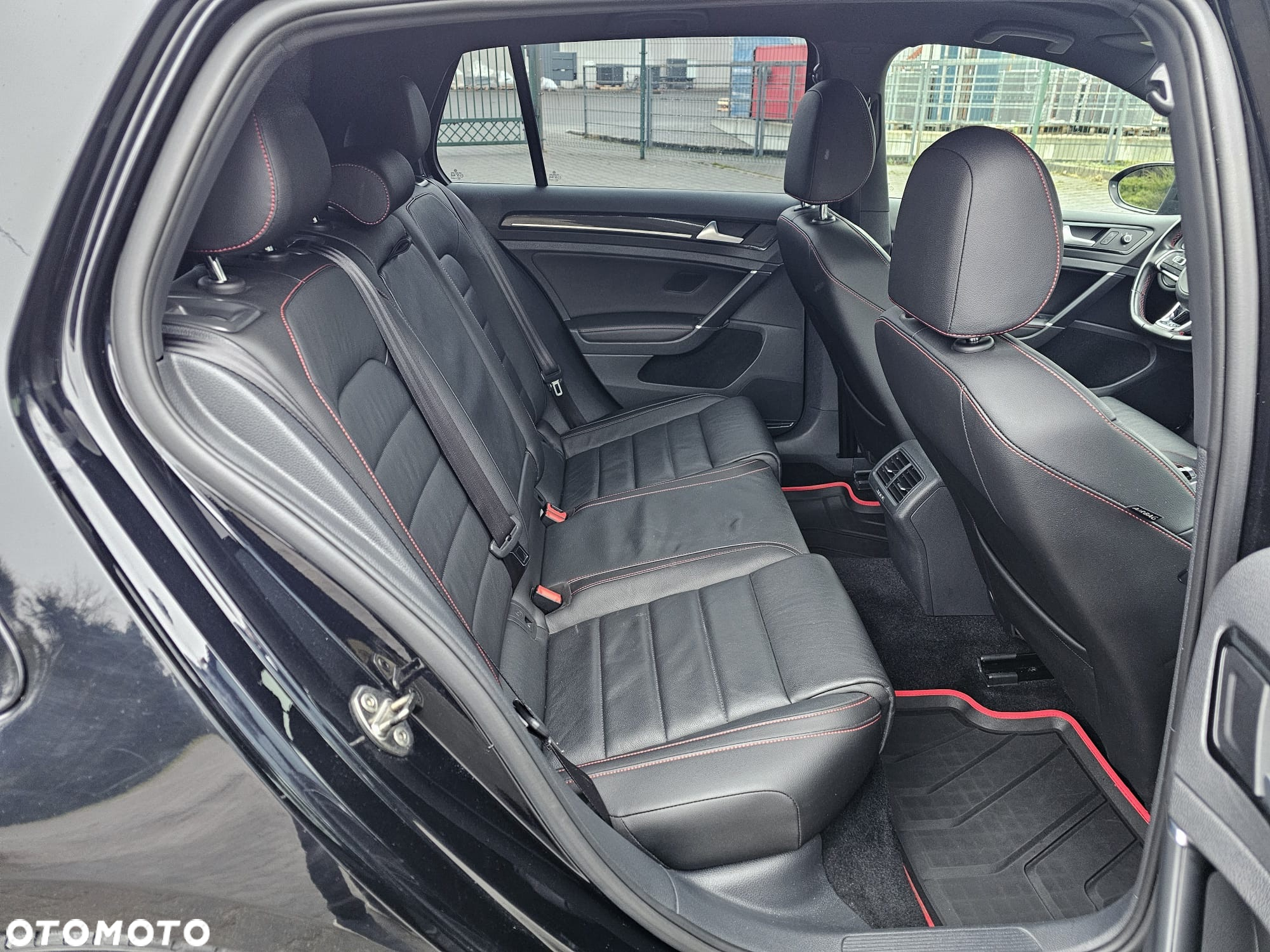 Volkswagen Golf VII 2.0 TSI BMT GTI DSG - 32