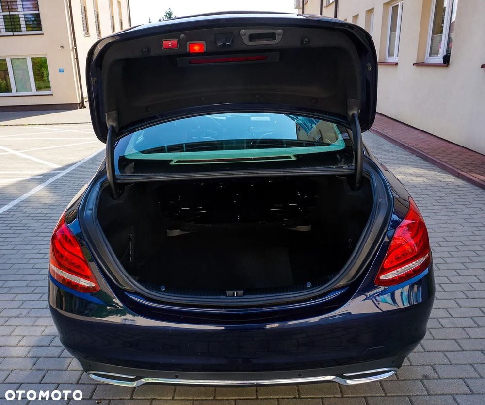 Mercedes-Benz Klasa C 200 7G-TRONIC Avantgarde - 21