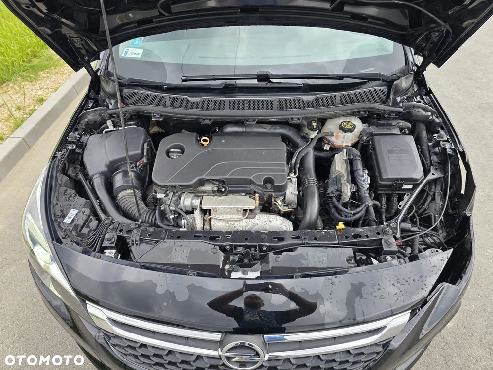 Opel Astra 1.4 T Elite S&S - 15