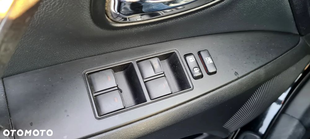 Toyota Avensis 1.8 Premium - 28