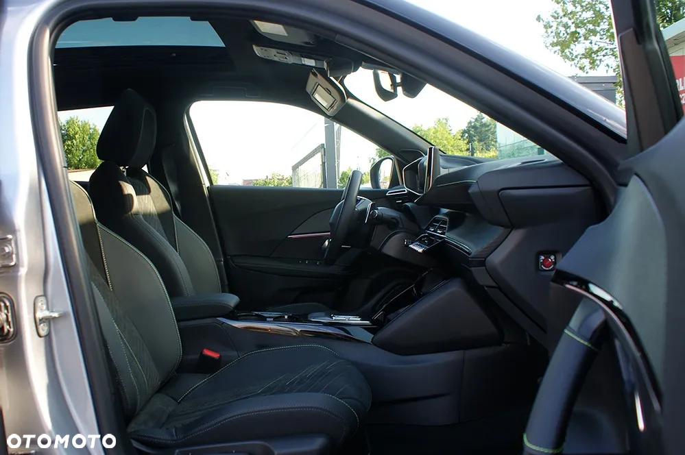 Peugeot 2008 1.2 PureTech GT S&S EAT8 - 7