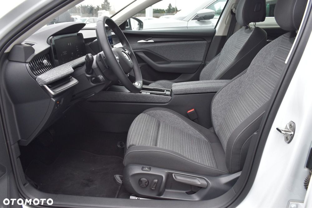 Skoda Superb 2.0 TDI SCR 4x4 Selection DSG - 29