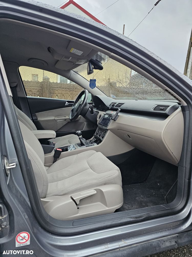 Volkswagen Passat 2.0 TDI DPF Comfortline - 5