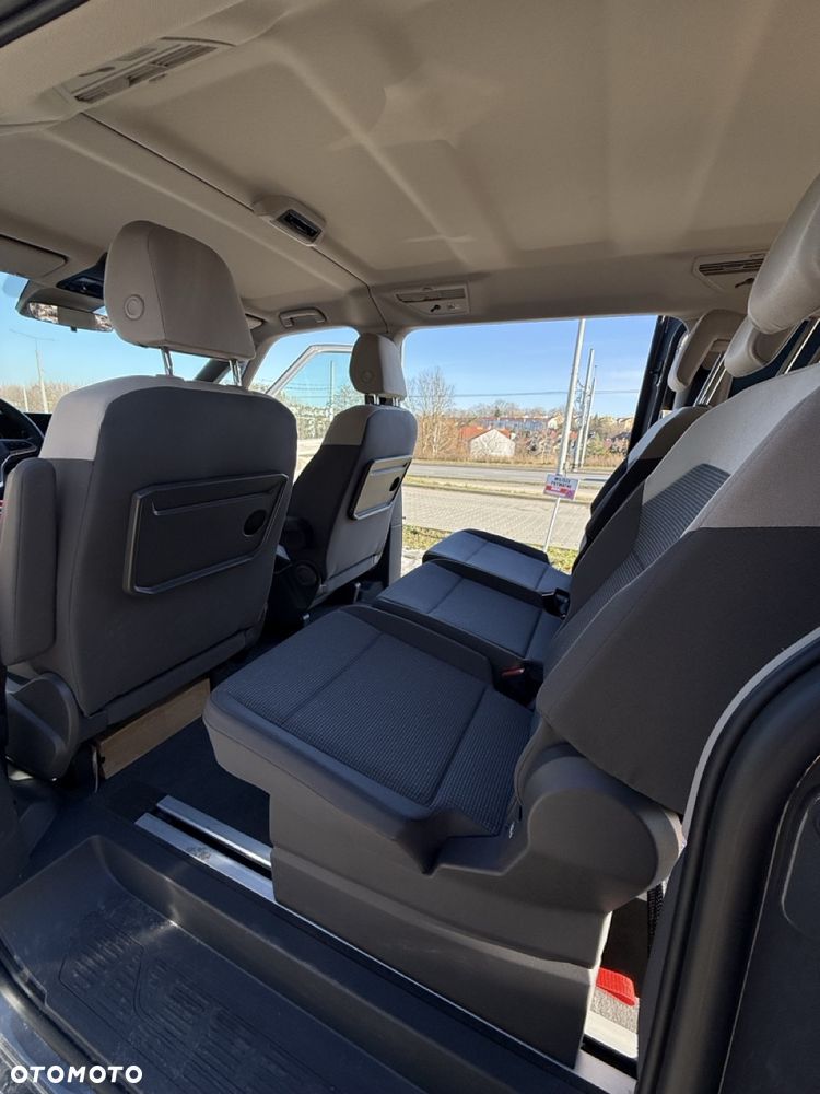 Volkswagen Multivan - 3