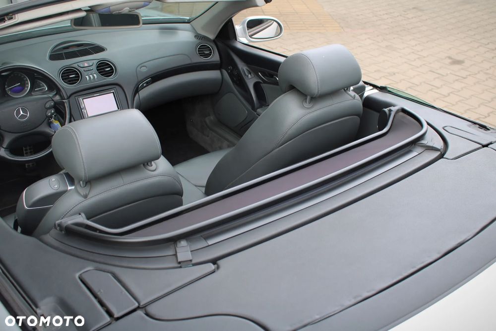 Mercedes-Benz SL - 18