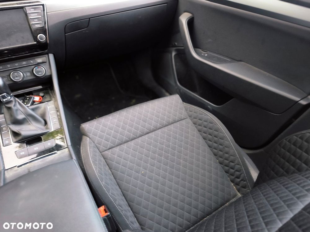 Skoda Superb 2.0 TDI L&K - 11