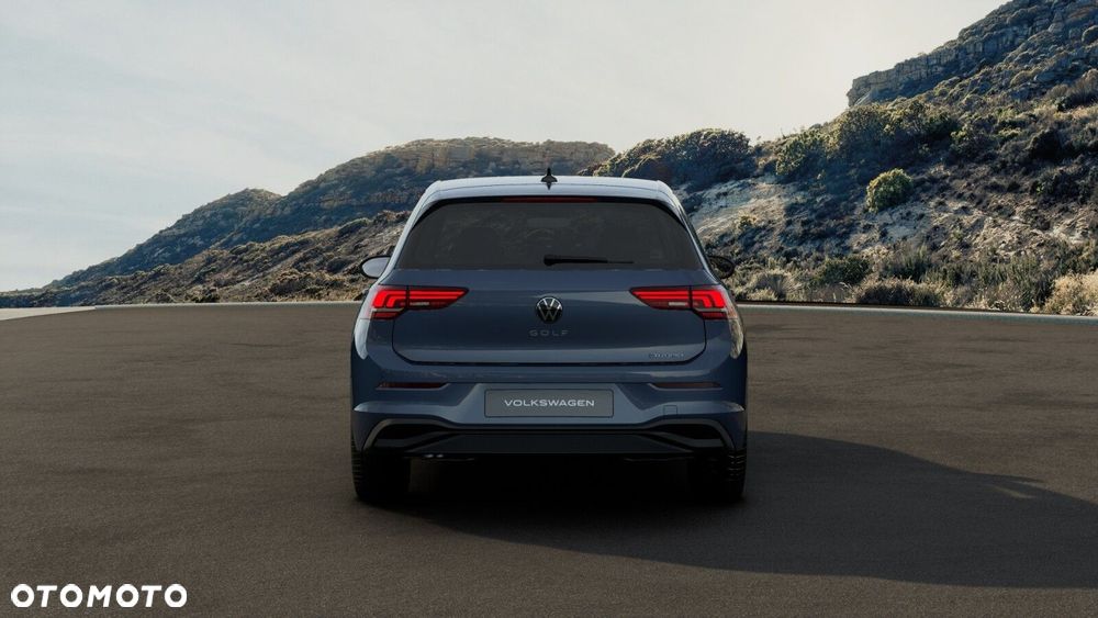 Volkswagen Golf - 10