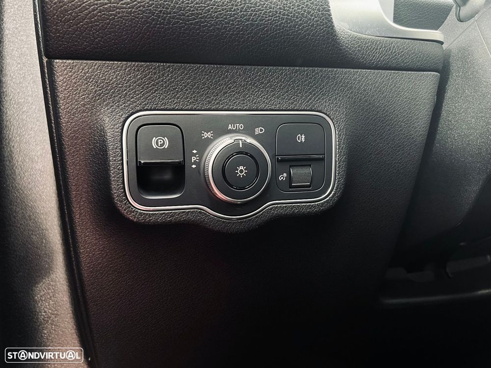 Mercedes-Benz GLB 180 d 8G-DCT AMG Line - 28