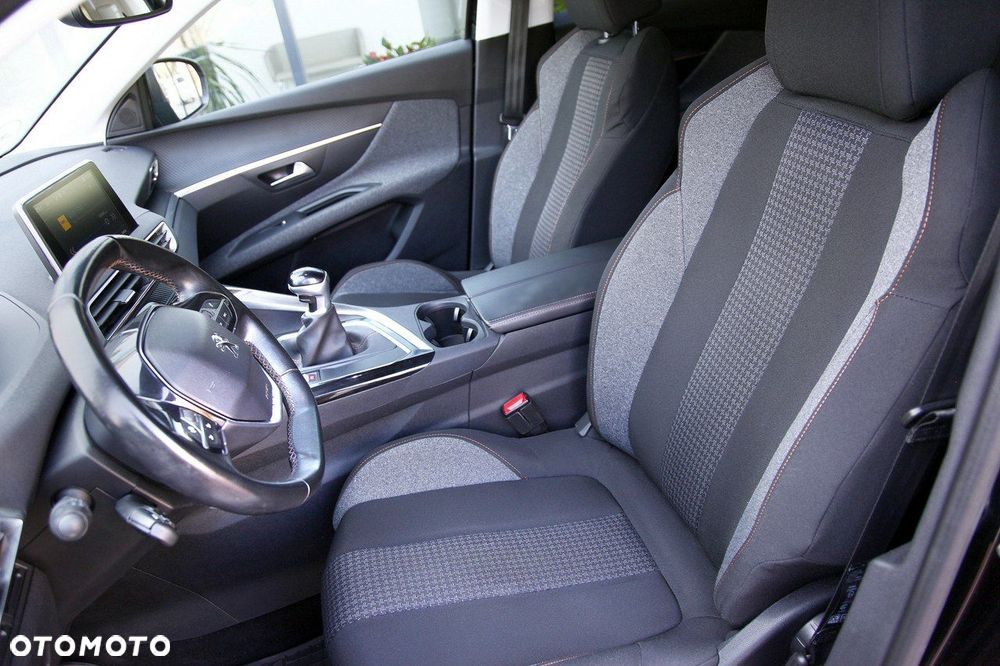 Peugeot 3008 PureTech 130 Style - 20