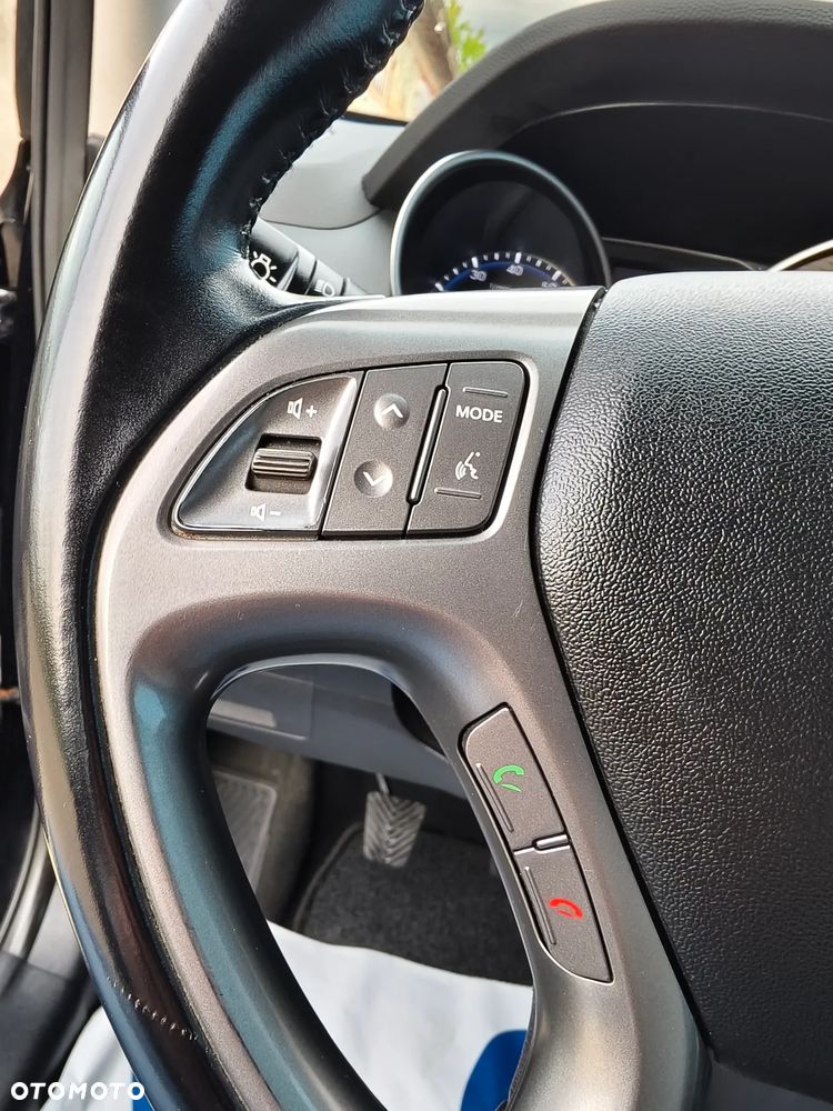 Hyundai ix35 1.6 2WD blue Style - 24