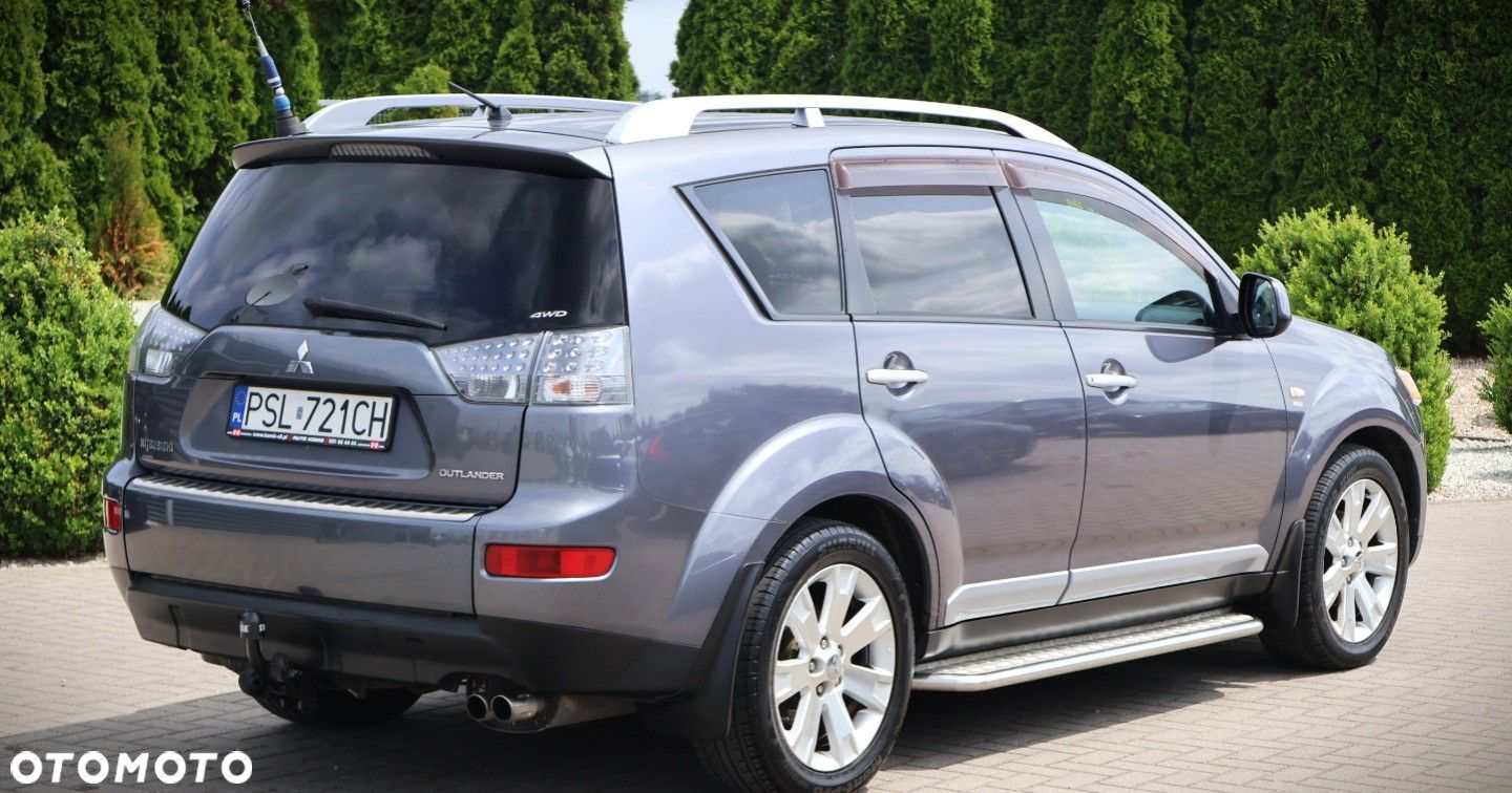Mitsubishi Outlander - 7