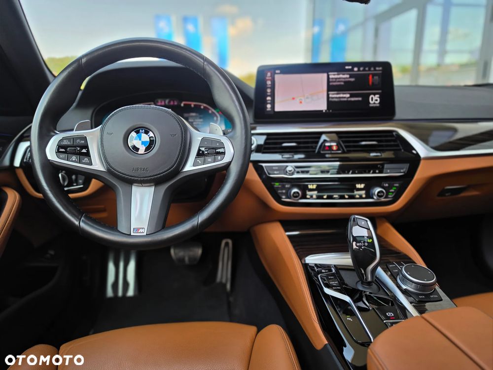 BMW Seria 5 540d xDrive M Sport Edition - 17