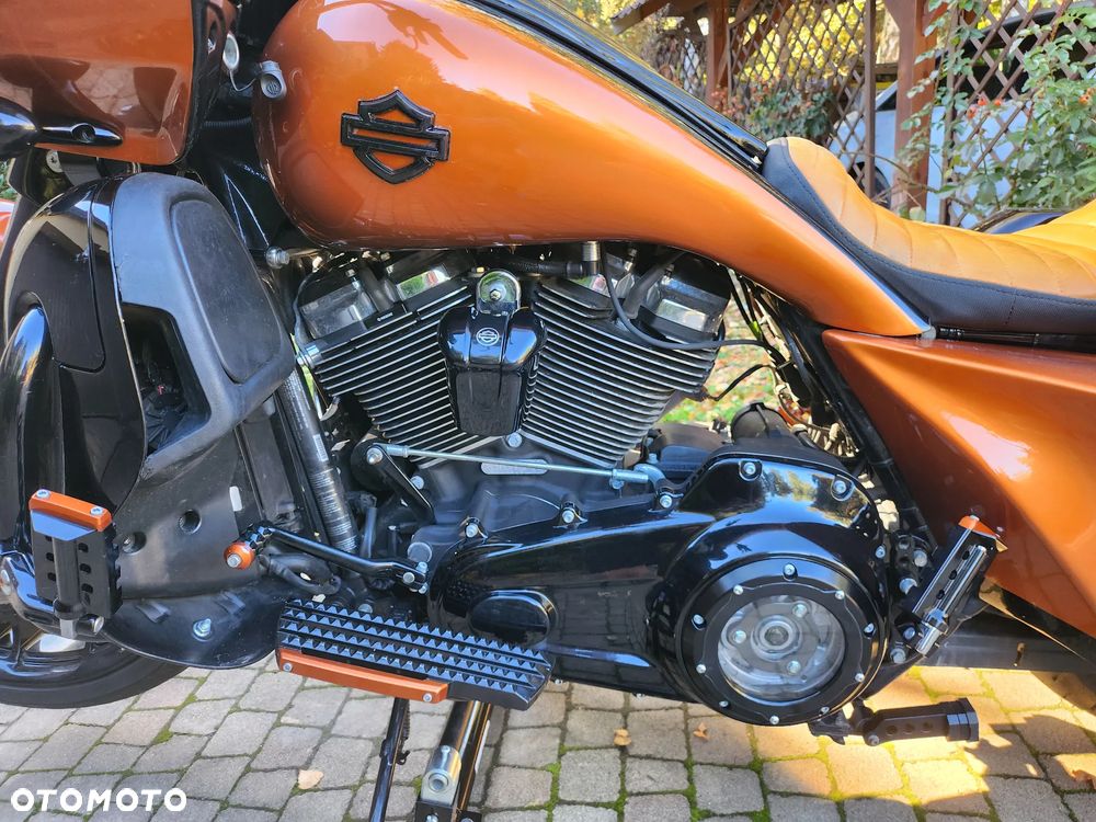Harley-Davidson Touring Road Glide - 9