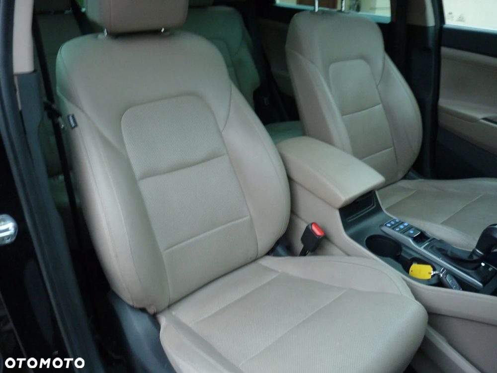 Hyundai Tucson blue 1.7 CRDi 2WD DCT Premium - 6