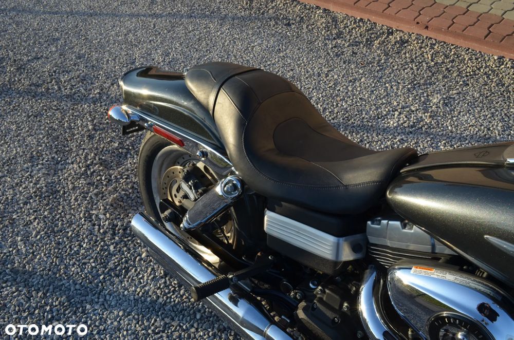 Harley-Davidson Dyna Fat Bob - 18