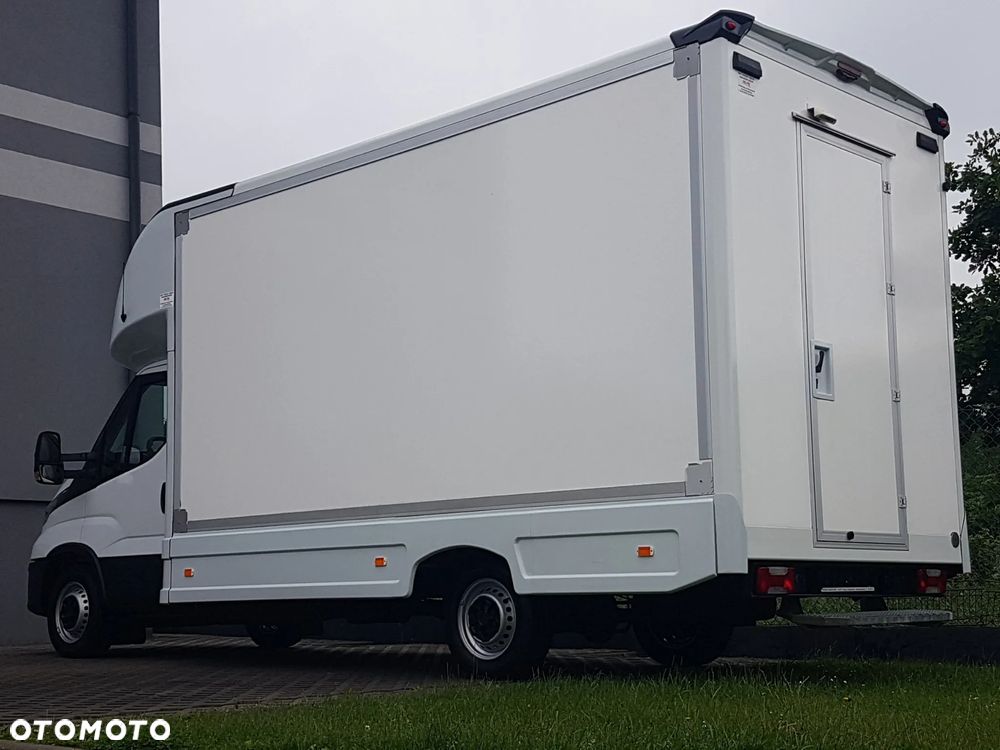 Iveco DAILY KONTENER NISKOPODŁOGOWY 4,43x2,23x2,42 SKLEP FOODTRUCK BAR KLIMA KONIOWÓZ KAMPER - 27