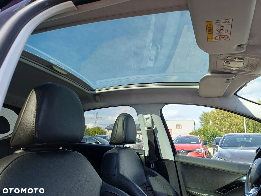 Peugeot 208 1.2 PureTech Allure S&S - 10