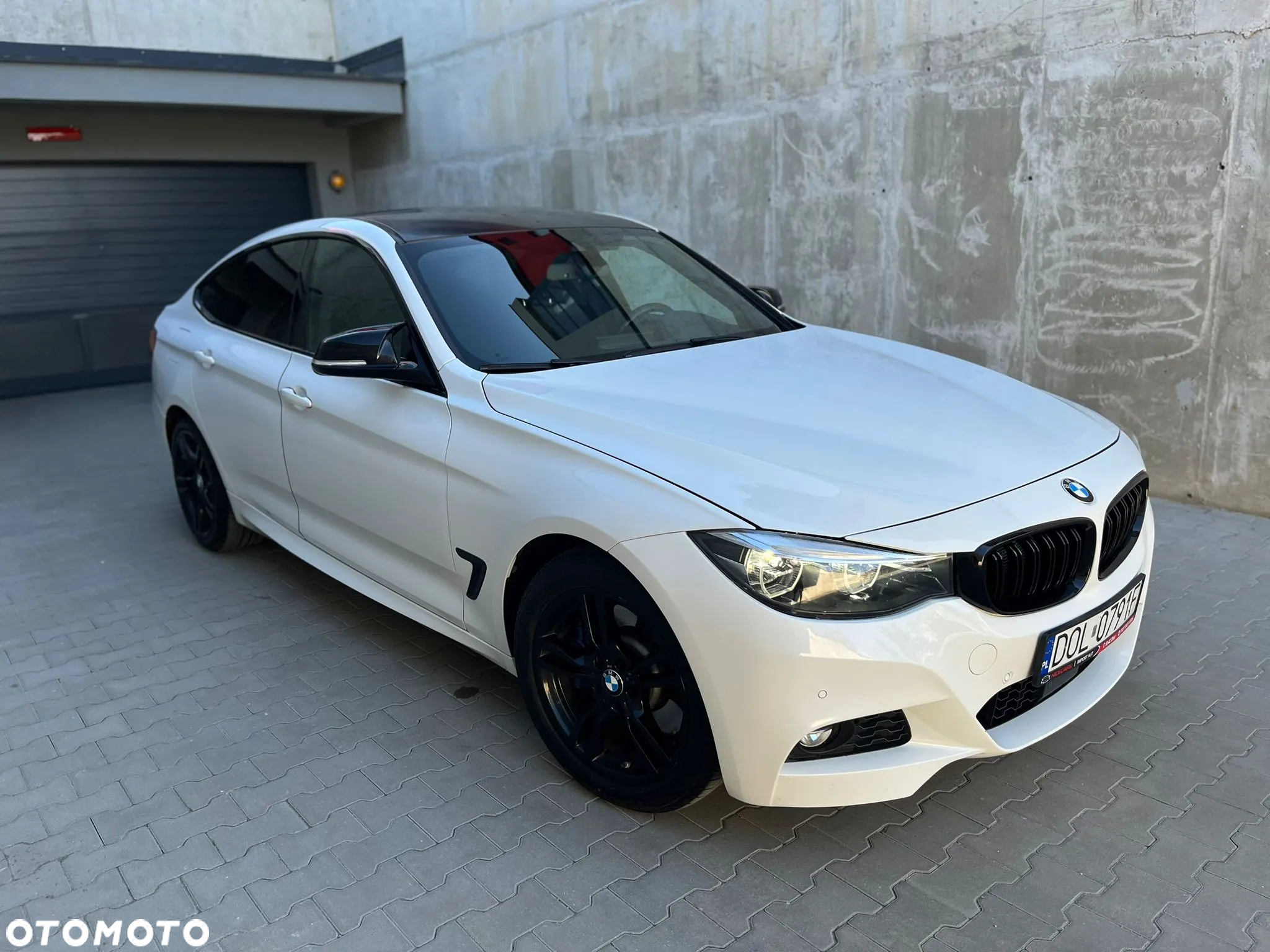 BMW 3GT 330d M Sport - 11