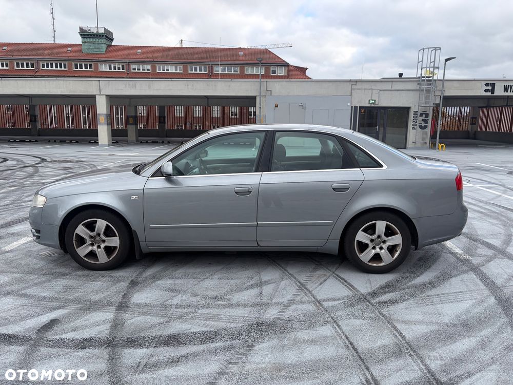 Audi A4 Limousine 2006 photo 4