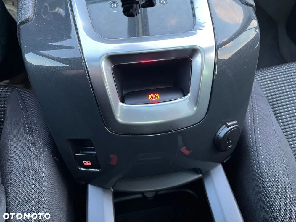 Peugeot 5008 2.0 HDi Family 7os - 13