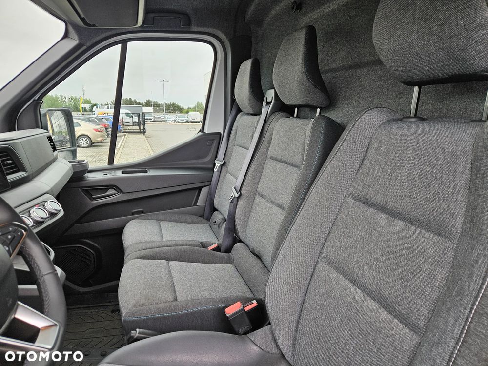 Renault Master Furgon L3H2 2.0dCi 170 AT9 - 20