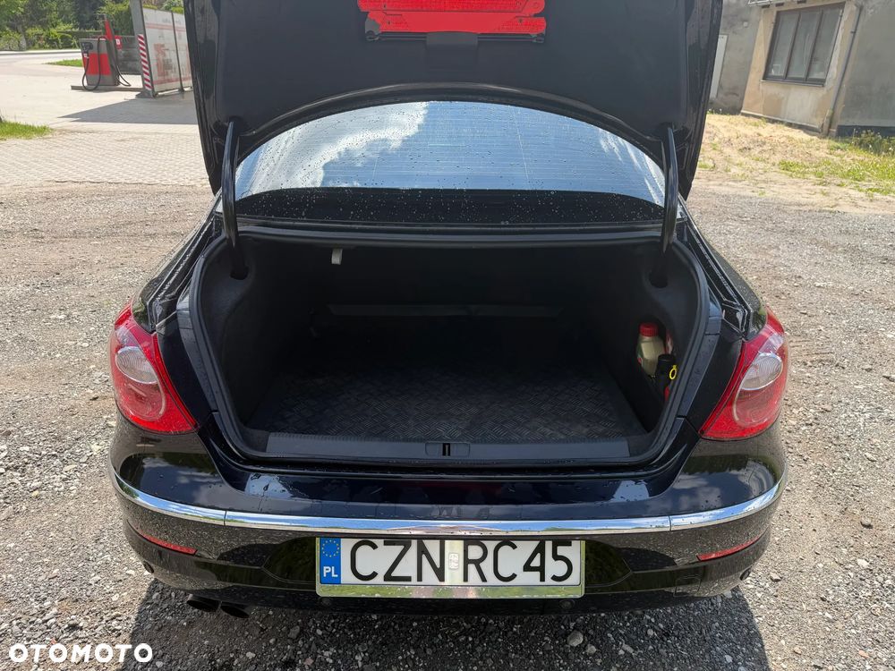 Volkswagen Passat 1.8 TSI Sportline - 12