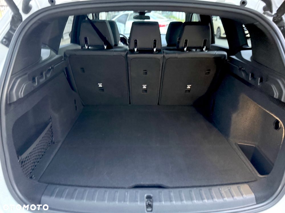 BMW X1 xDrive25i xLine - 18