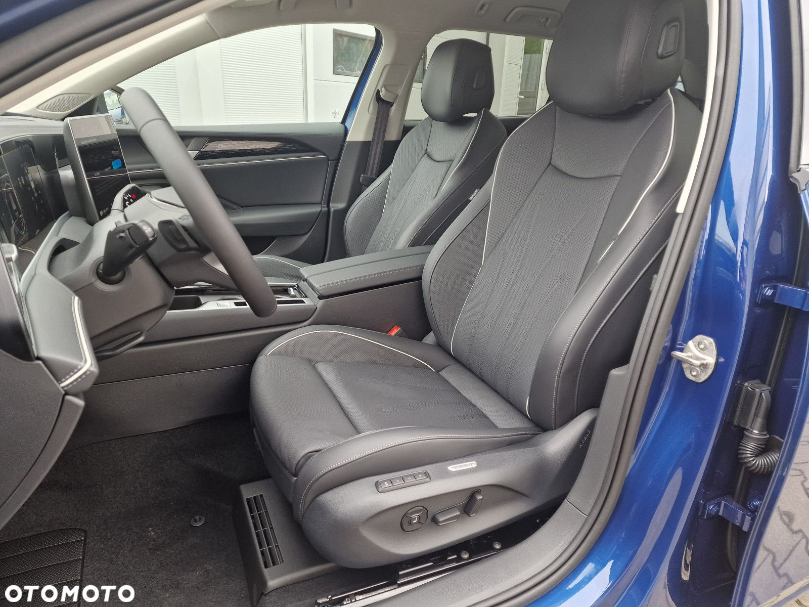 Volkswagen Passat 1.5 TSI EVO Elegance DSG - 11