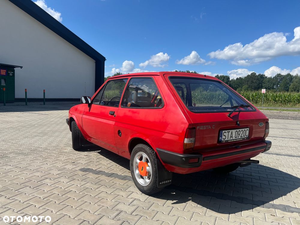 Ford Fiesta - 10