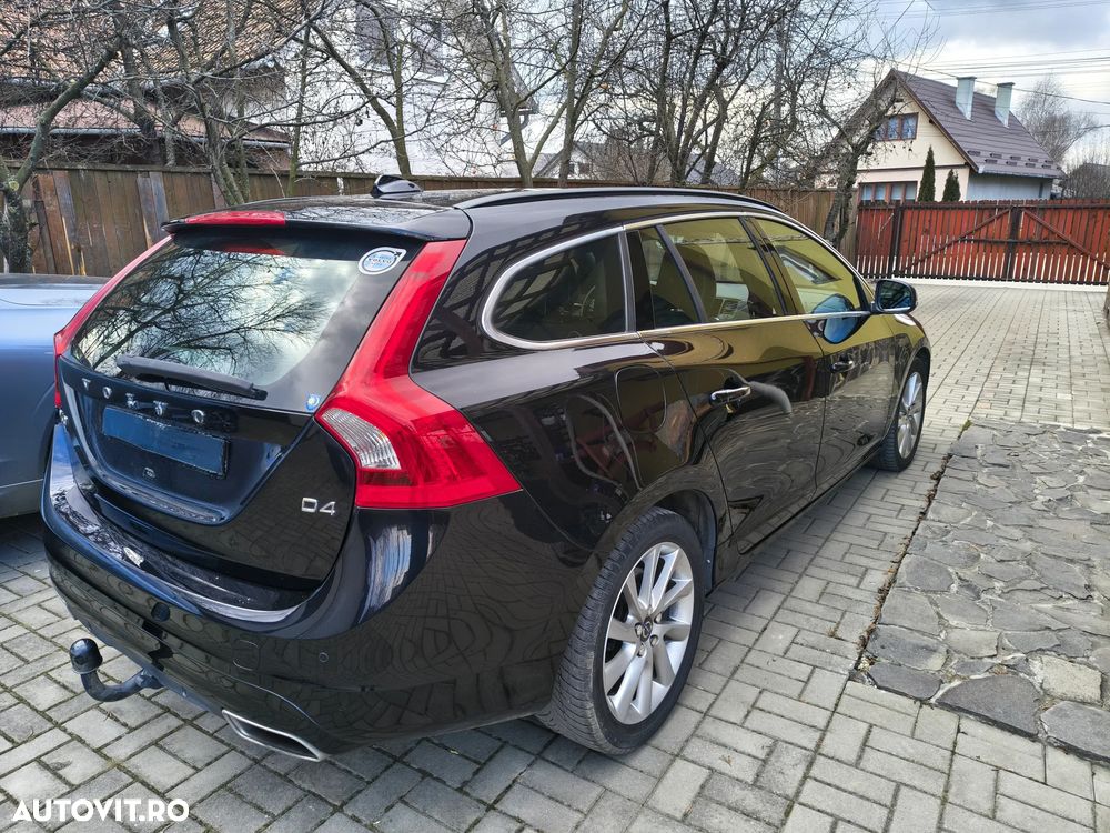 Volvo V60 D4 Geartronic Momentum - 7